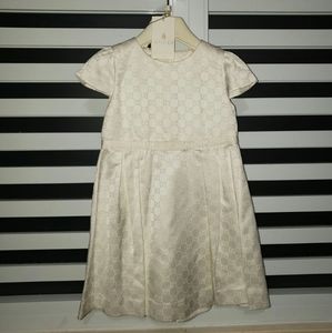 Traje GUCCI para niña